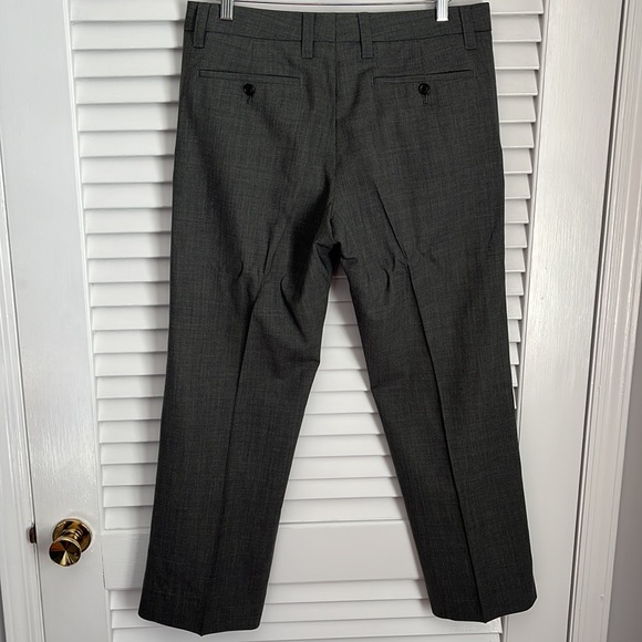 Hugo Boss Stretch Wool Dress Pants in Gray 34 SHORT - Picture 2 of 6